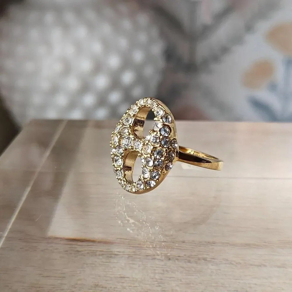 Ann Taylor gold tone ring with pave crystal rhinestones - Size 6.5